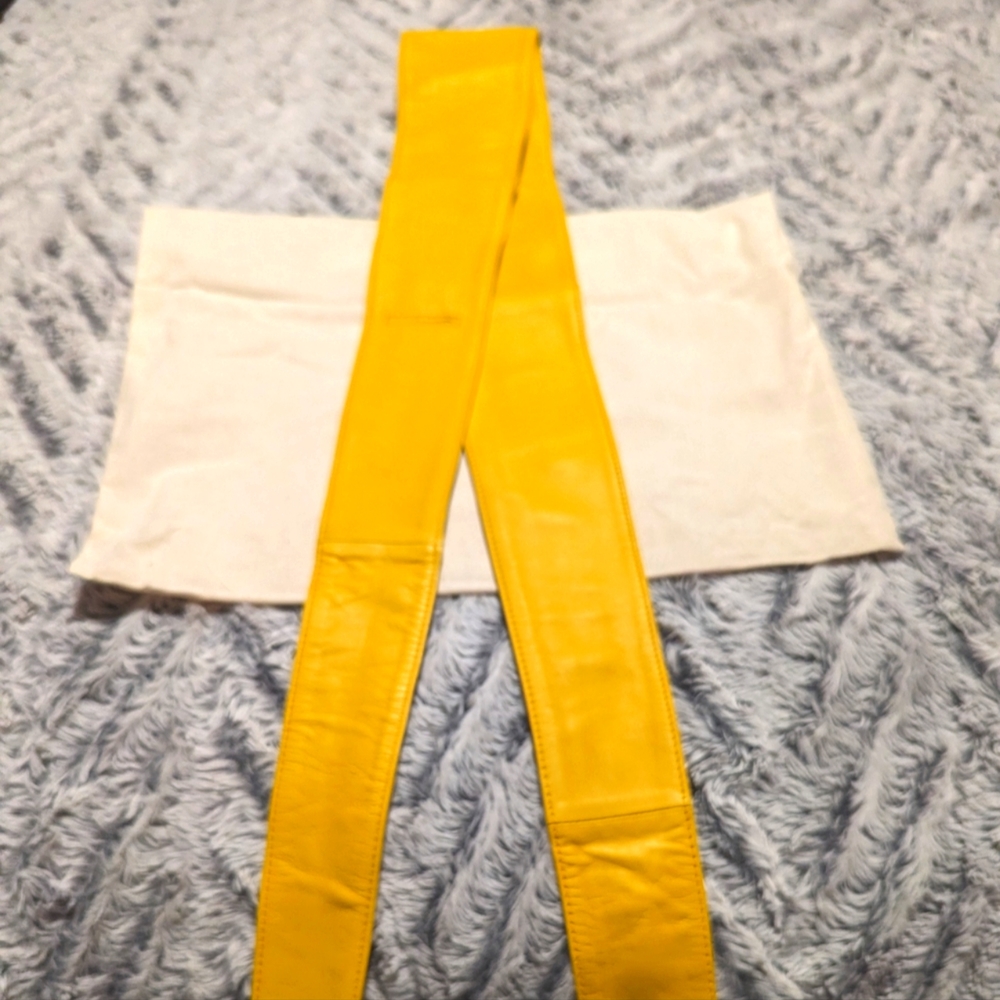 Sassy Jones genuine leather ⭐️💛YaYa belt💛🌟